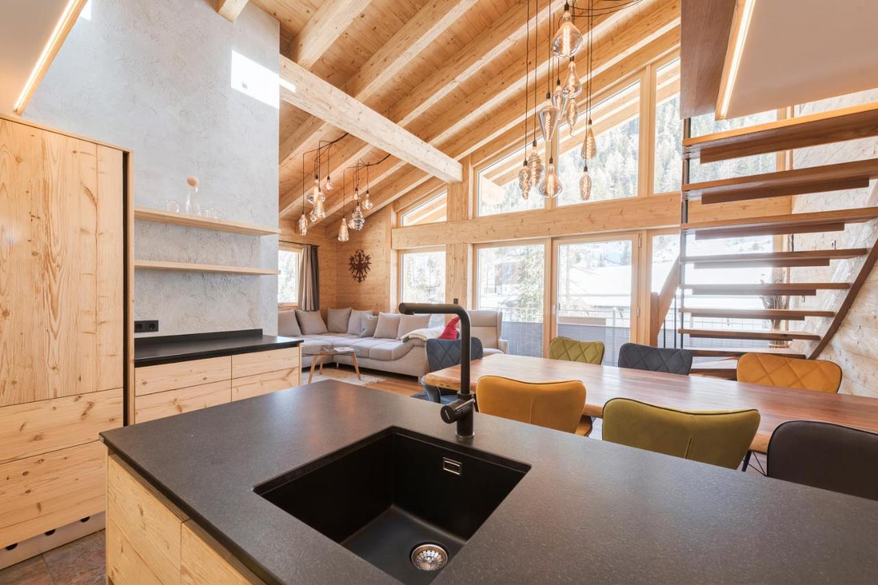 Quality Hosts Arlberg - Alptyrol Appartements Sankt Anton am Arlberg Exterior photo