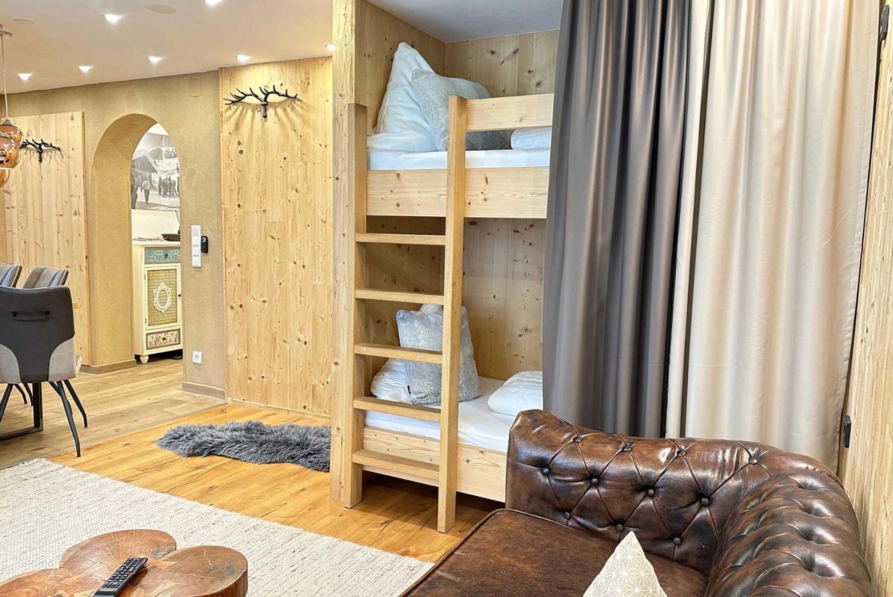 Quality Hosts Arlberg - Alptyrol Appartements Sankt Anton am Arlberg Exterior photo